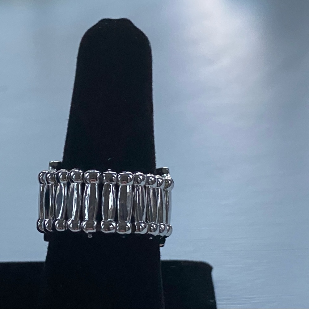 Rhinestone Ring - Picture 10 of 10